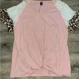 Women's Pink Knot Front Short Sleeve Top with Lace & Leopard Trim